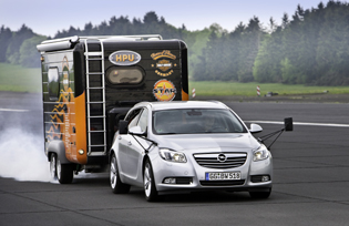 Opel Insignia SportsTourer_kamp_prikolica